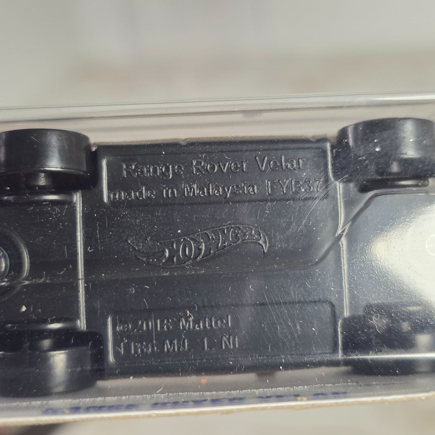 Hot Wheels Range Rover Velar 122/250 Die-Cast Car Model