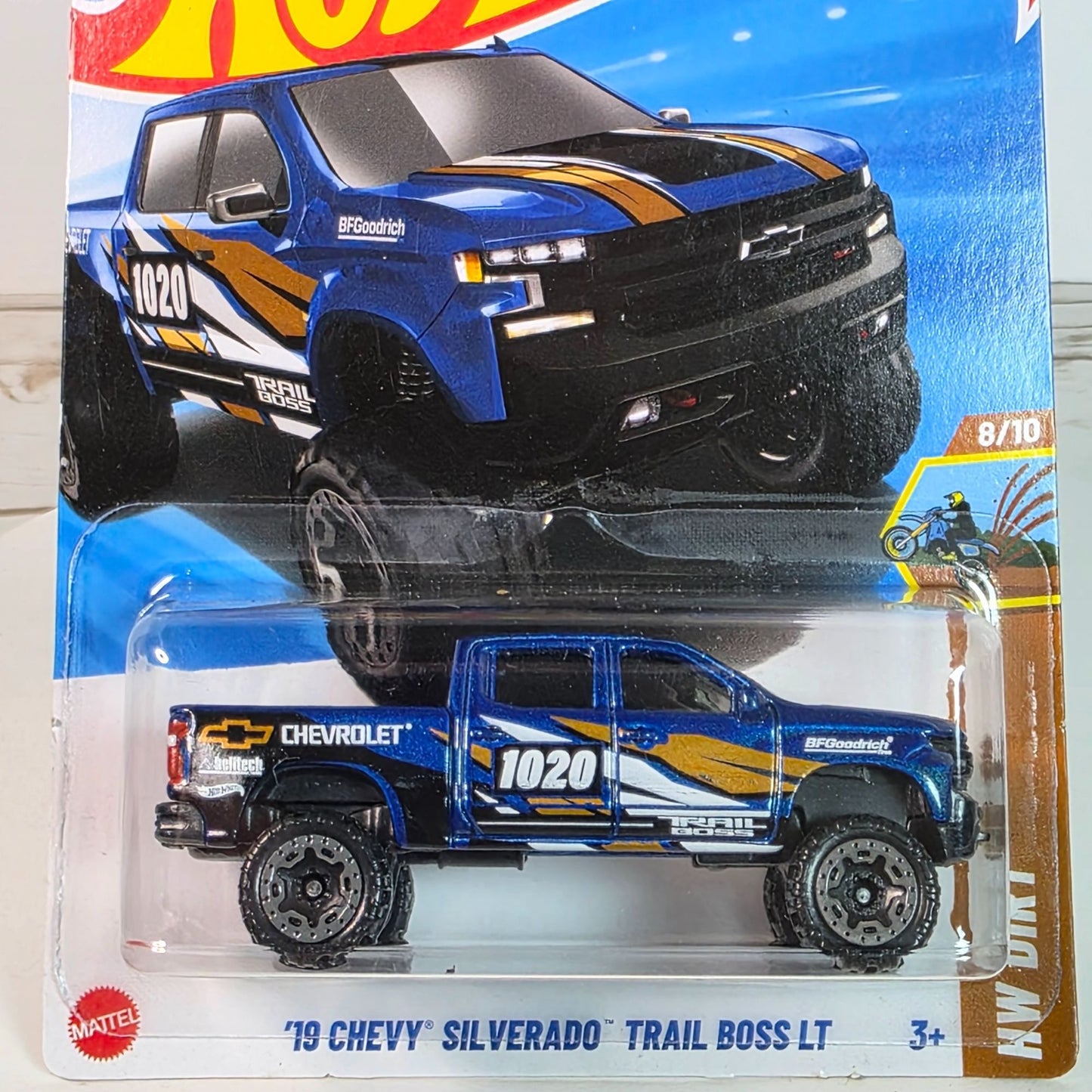 Hot Wheels 2019 Chevy Silverado Trail Boss LT Die-Cast Model Blue