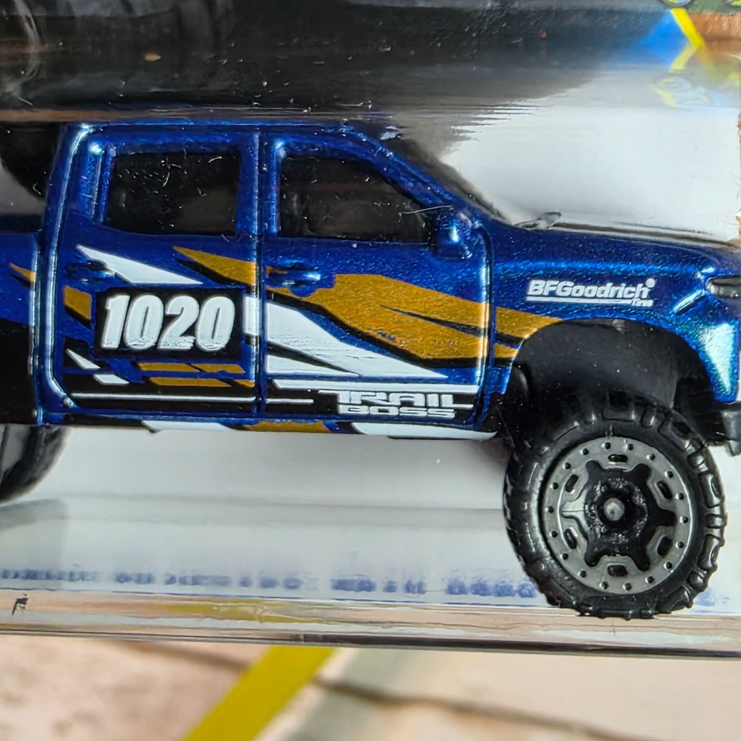 Hot Wheels 2019 Chevy Silverado Trail Boss LT Die-Cast Model Blue