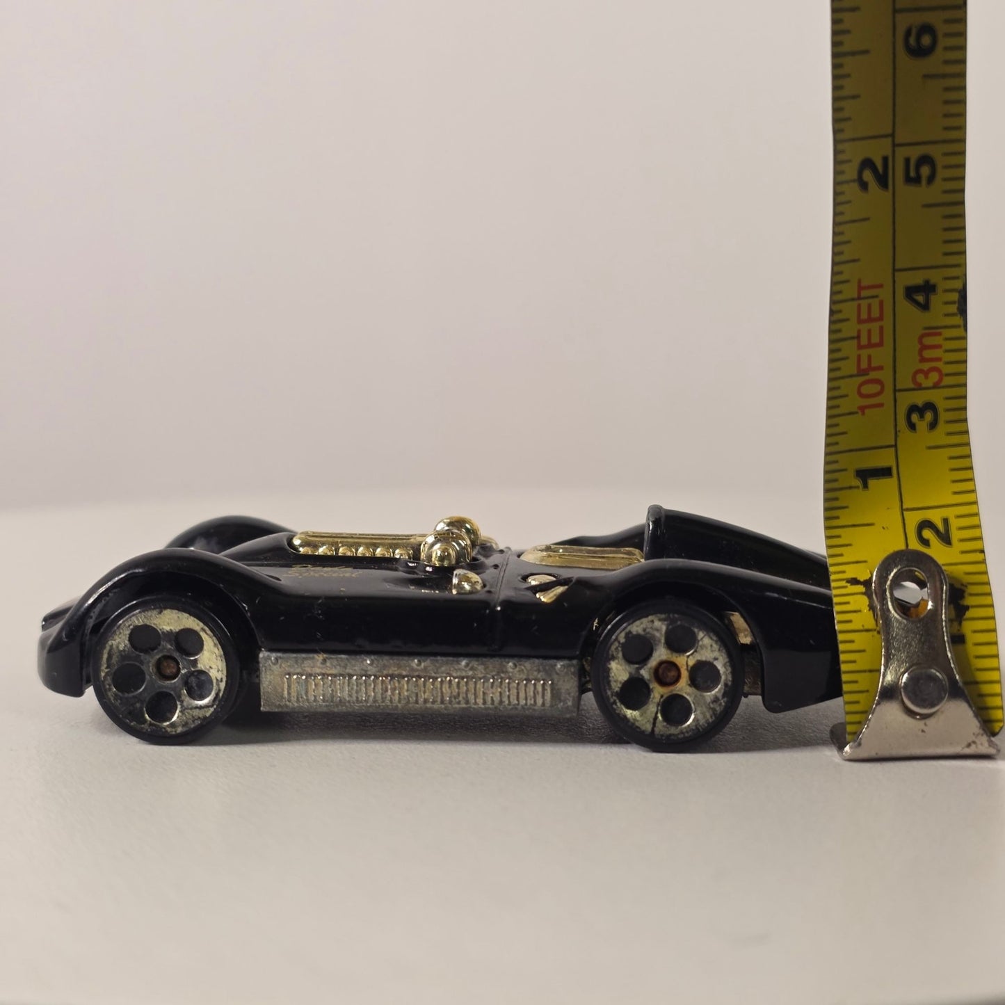Vintage 1999 Hot Wheels Turbulence "Dayla Special" Black & Gold Diecast Car Metal Bottom