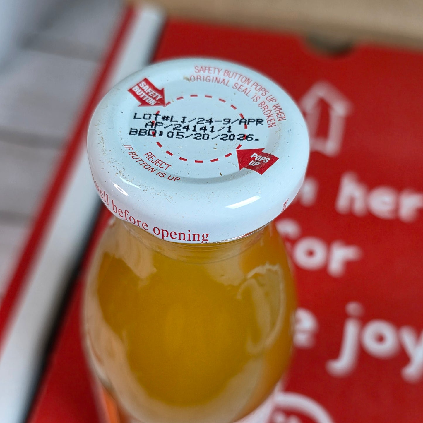 Pomona Organic Apricot Juice, Cold Pressed USDA Organic Juices, 100% Apricots, No Added Sugar, Not From Concentrate, Vegan, Kosher, Non GMO, Pasteurized, 8.4 oz Glass Bottles (Pack of 12)(Packaging May Vary)