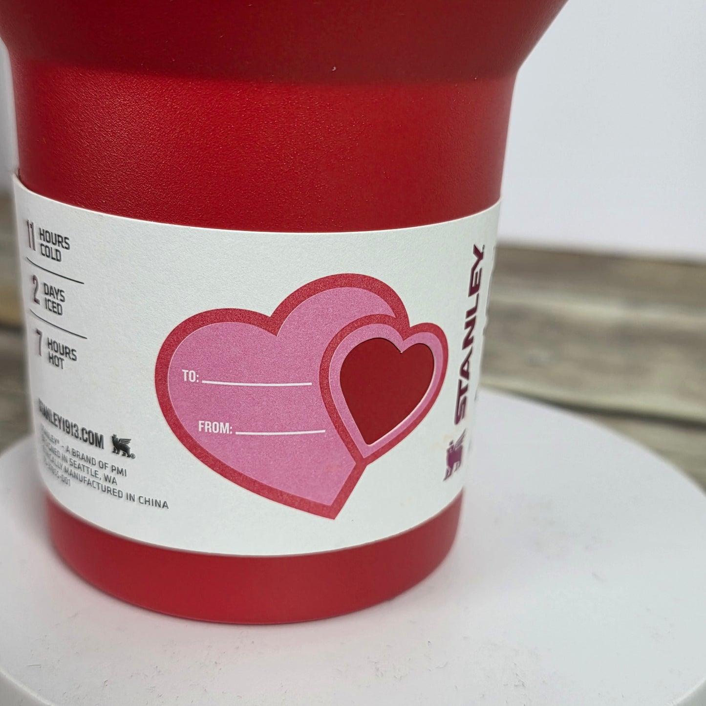 New STANLEY The Flowstate Quencher H20 Tumbler 40oz Valentines