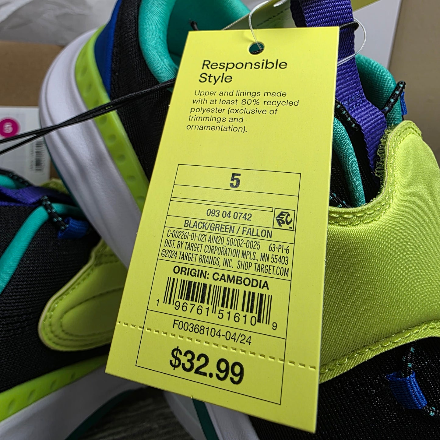 NWT Boy's All In Motion Fallon Snakers Black/Green Size 13