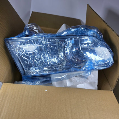 NIOB New Front Headlight Pair + Turn Signal Light Left + Right  2000-2001 Toyota Camry TCA0000885