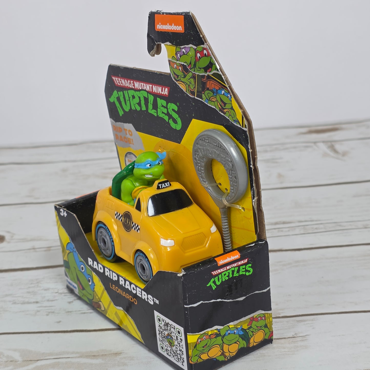 NIB New Teenage Mutant Ninja Turtles Rad Rip Racers Leonardo & Casey Jones