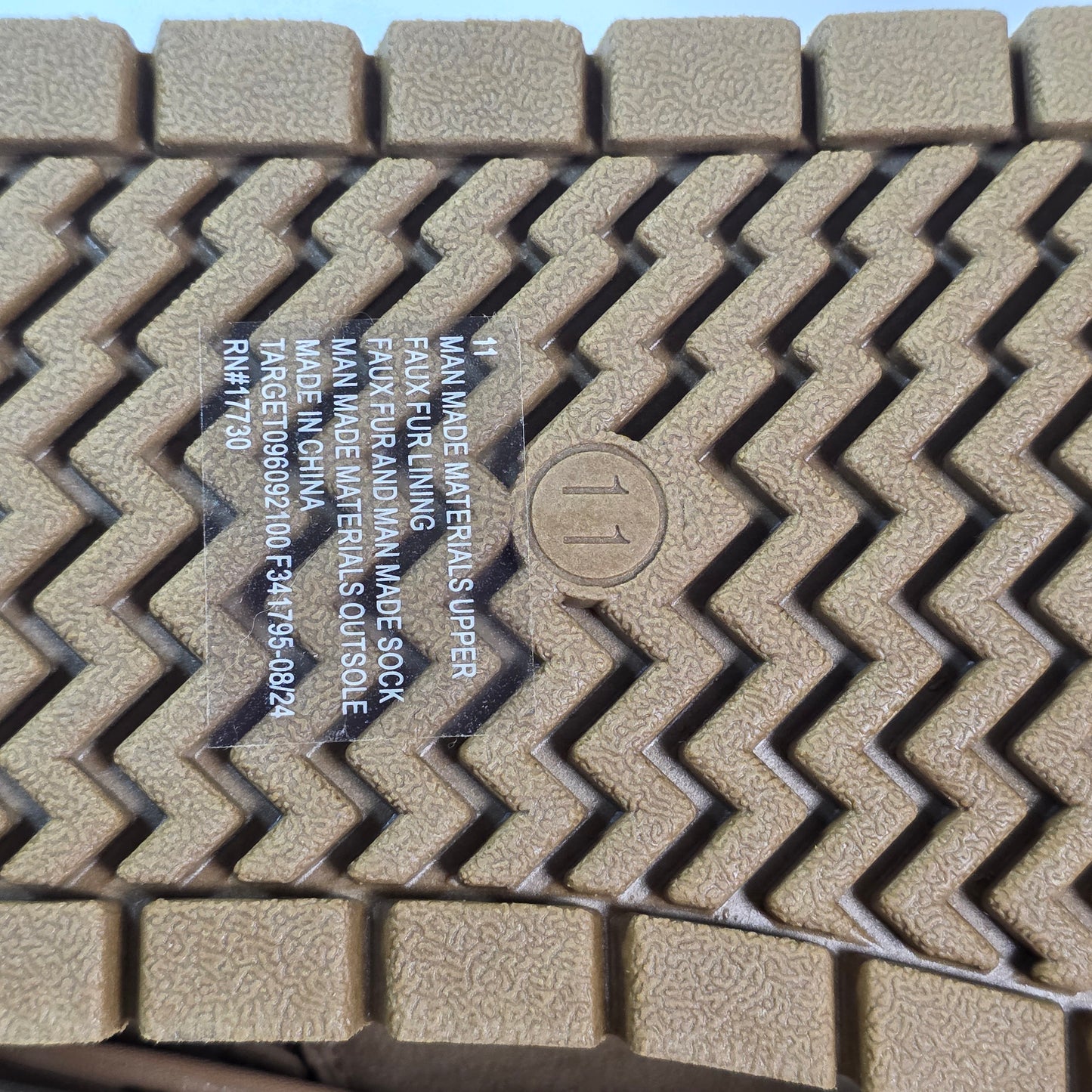 NIB New Womens May Boots Tan Ankle 11M Winter Universal Threads