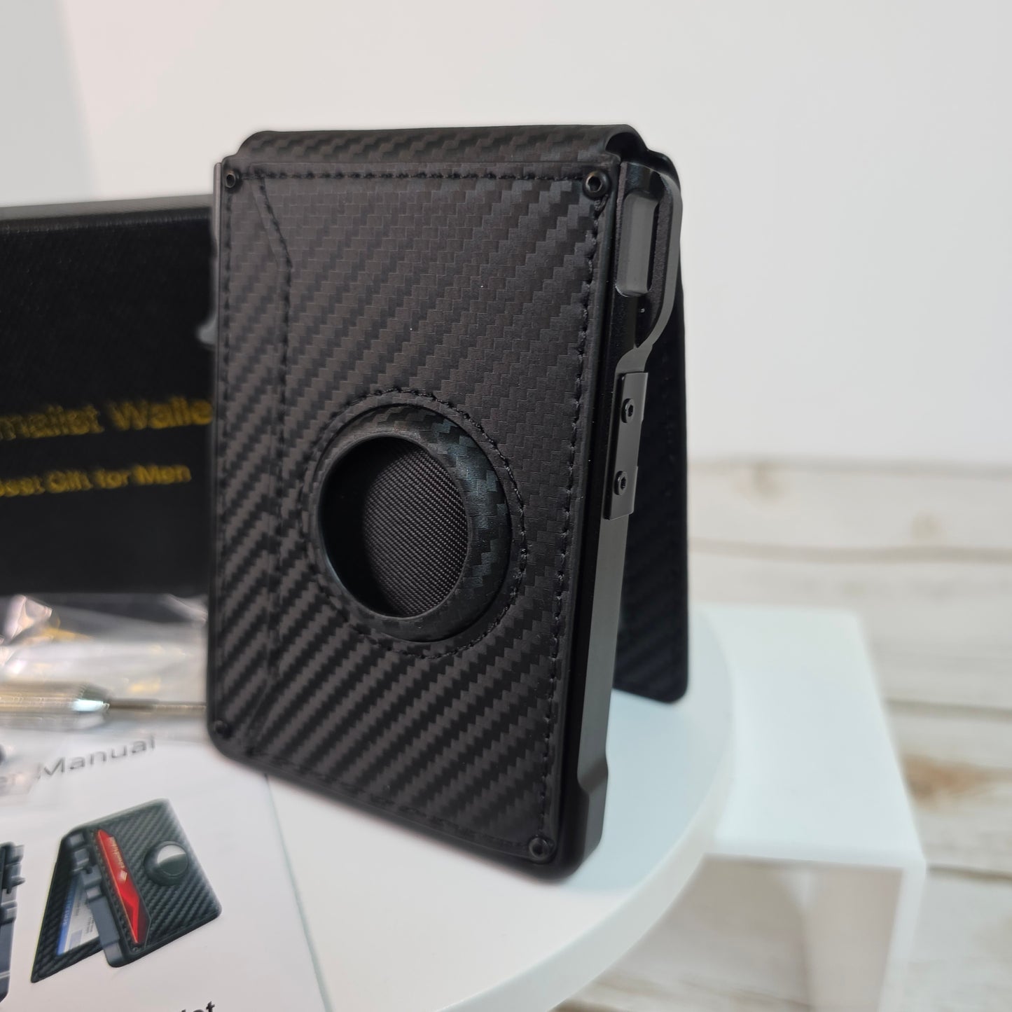 New Minimalist Airtag Wallet Carbon Fiber