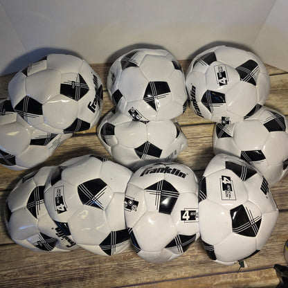 FRANKLIN Soccer Balls x 10 and pump x 2