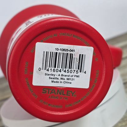 New STANLEY The Flowstate Quencher H20 Tumbler 40oz Valentines