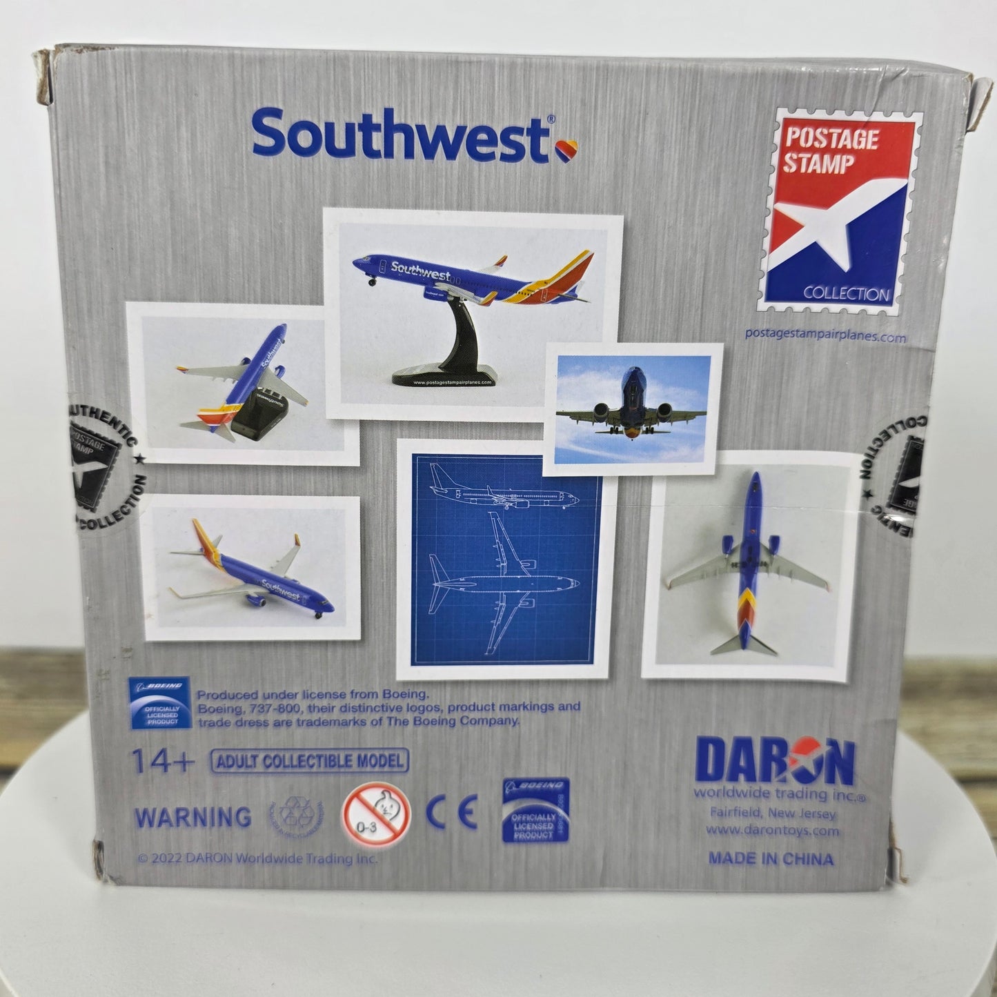 Postage Stamp Daron Southwest 737-800 1/300