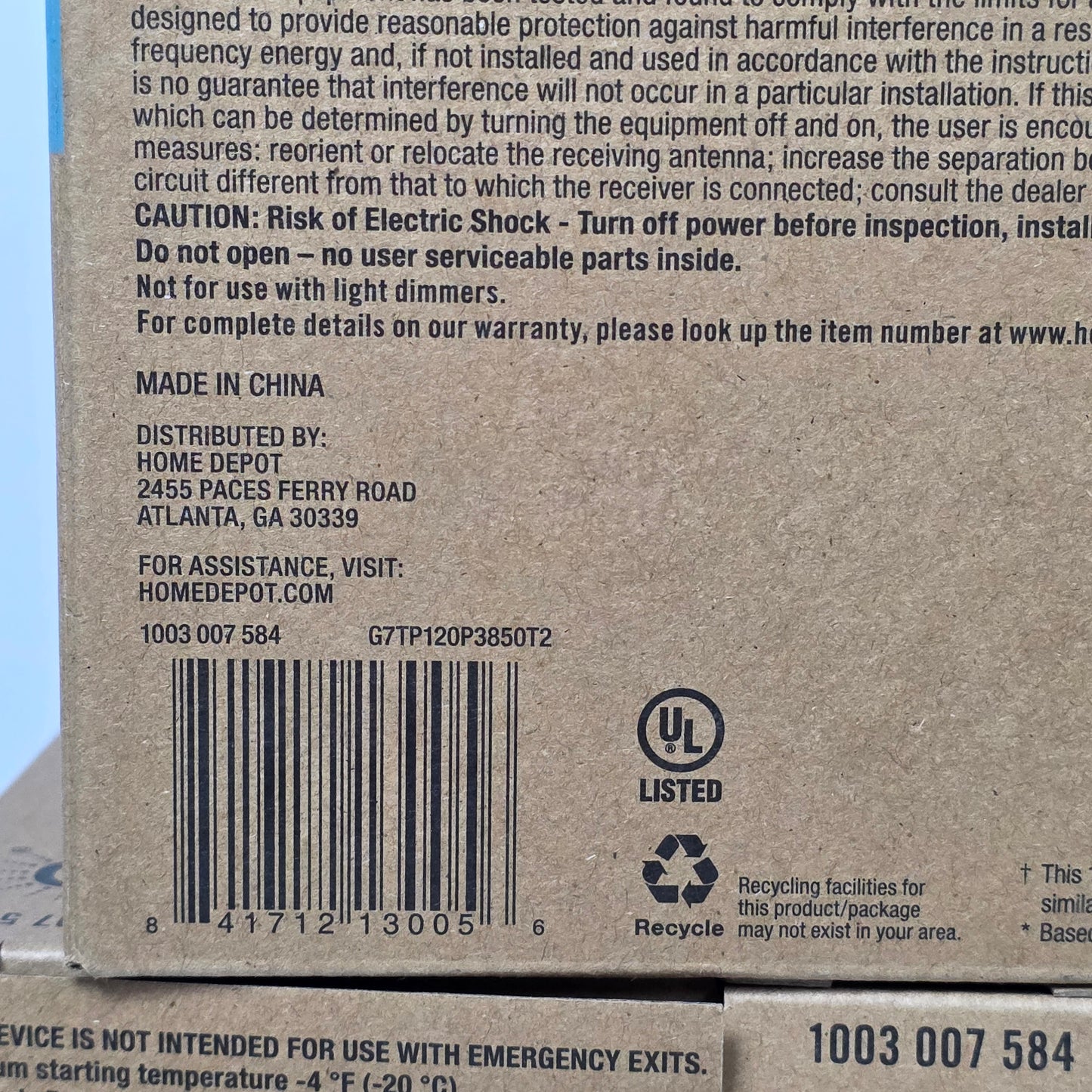 Lot of 2 Boxes of New 4-Pack LED Technology 90W Replacment PAR38 Daylight Wet Rated