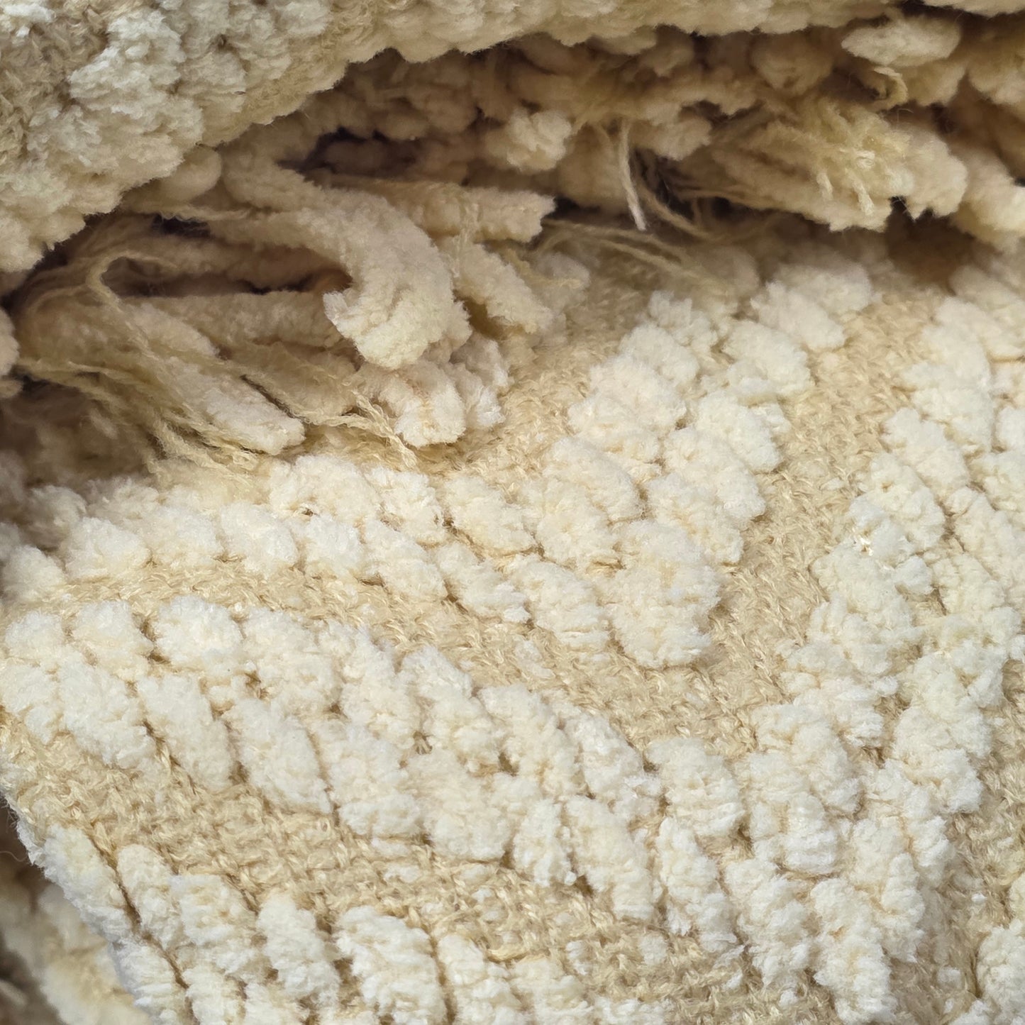 NIOP Bottilo Boon Knitted Blanket Yellow 60"x80"