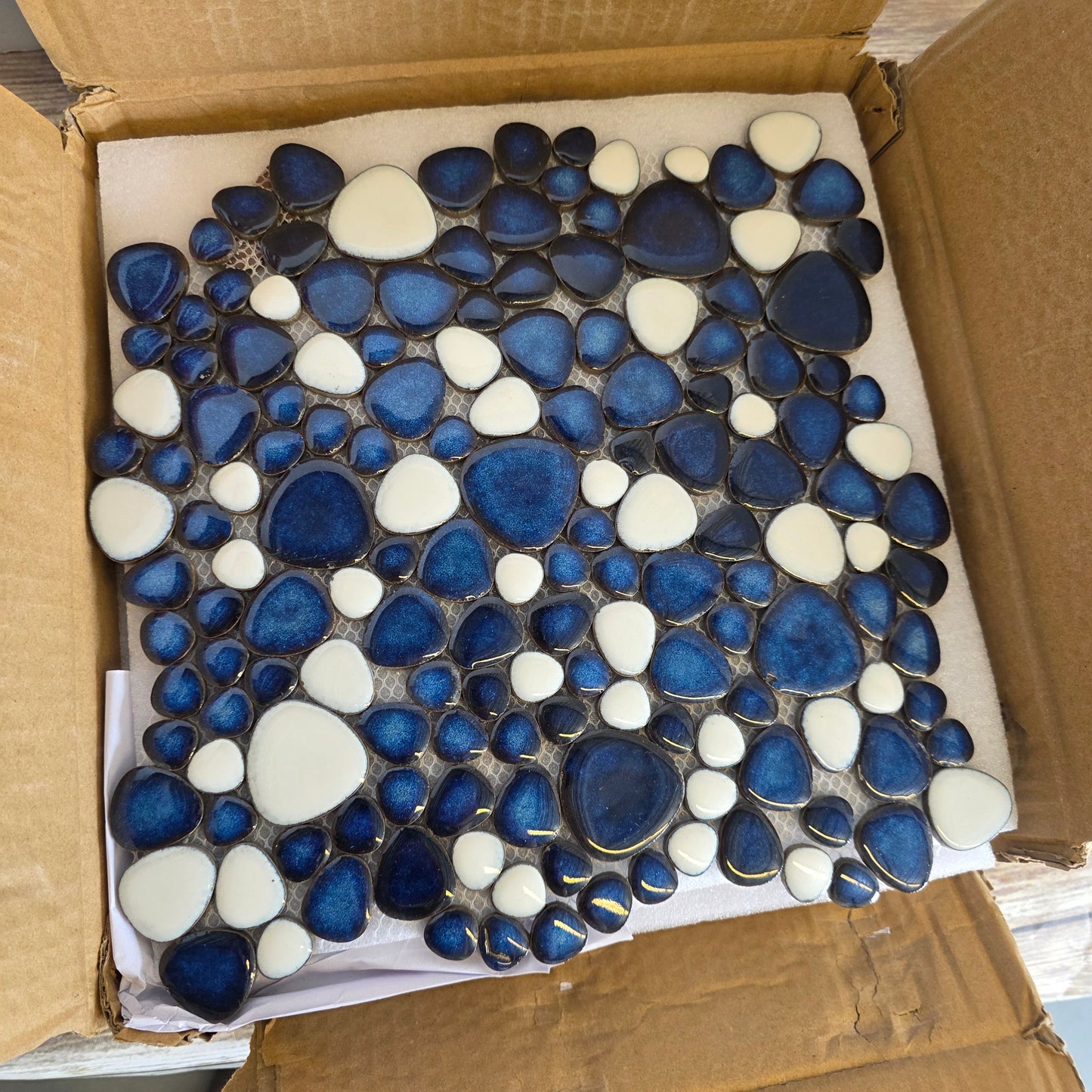 NIOB New Box of Ceramic Pebble Tile 5 Sheets Blue