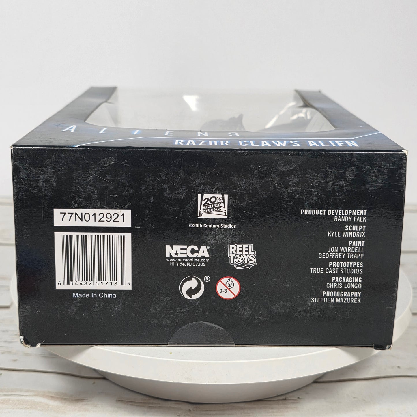 NIB New NECA ALIENS Razor Claws Alien Reel Toys Sealed 77N012921