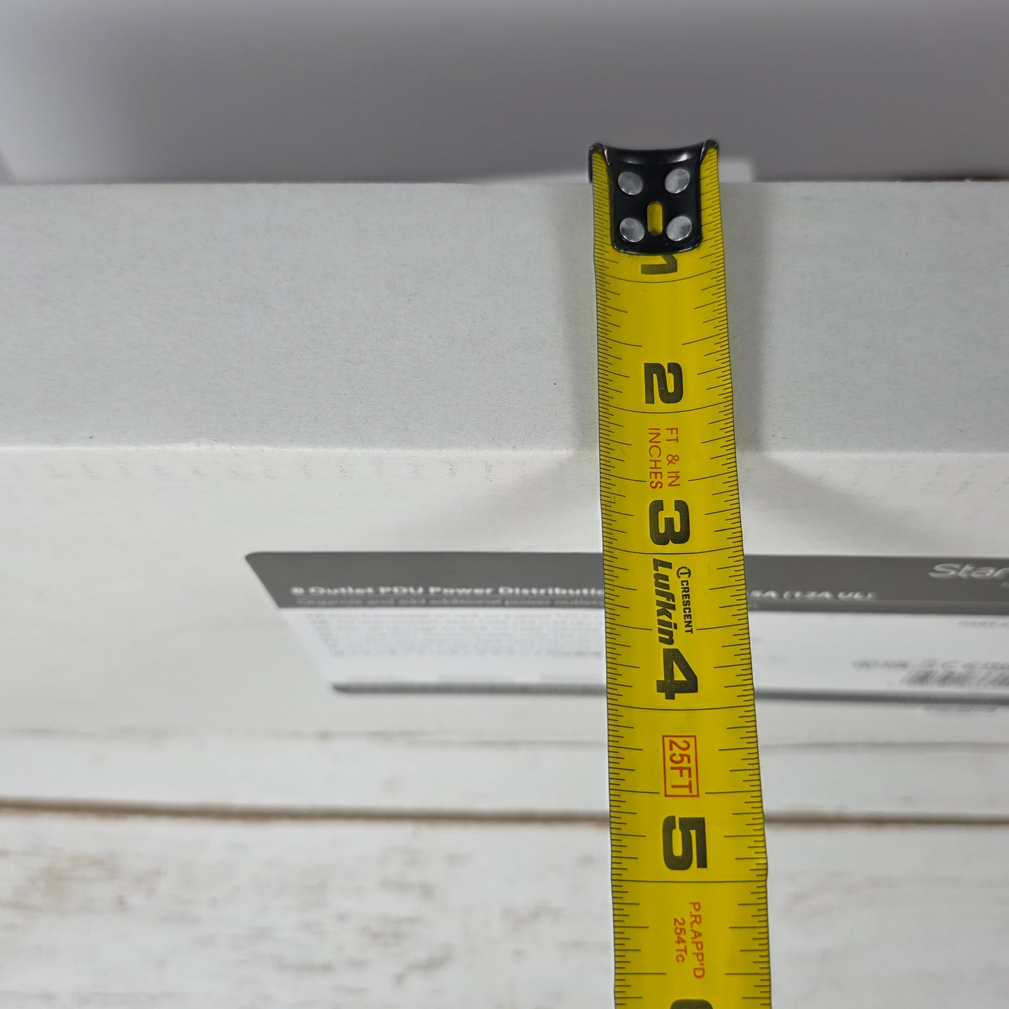 NIB New StarTech 8-Outlet PDU Power Distribution Unit 125V Part #RKPW081915