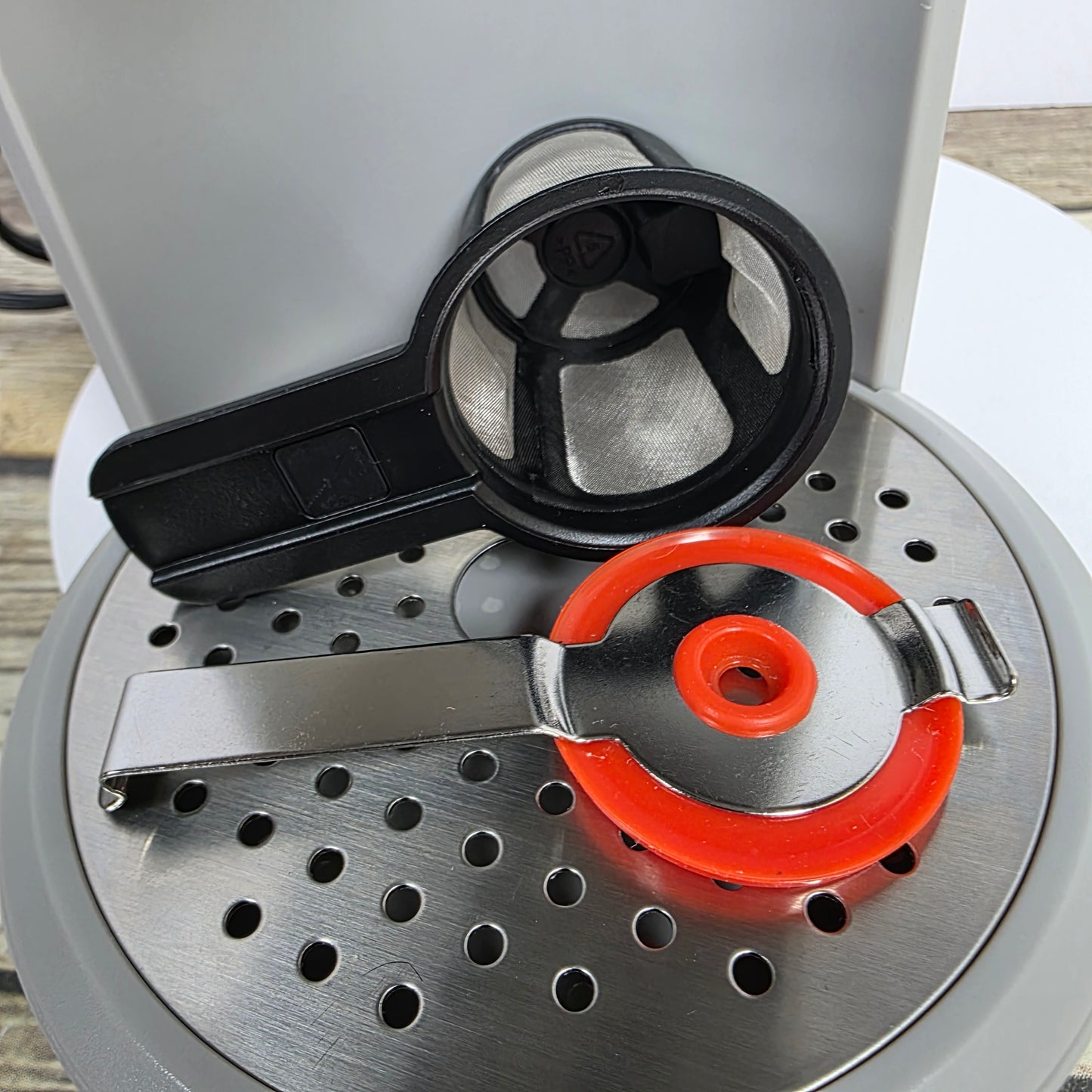 Instant Solo Coffee Maker 140-6081-01 Cracked Water Tank