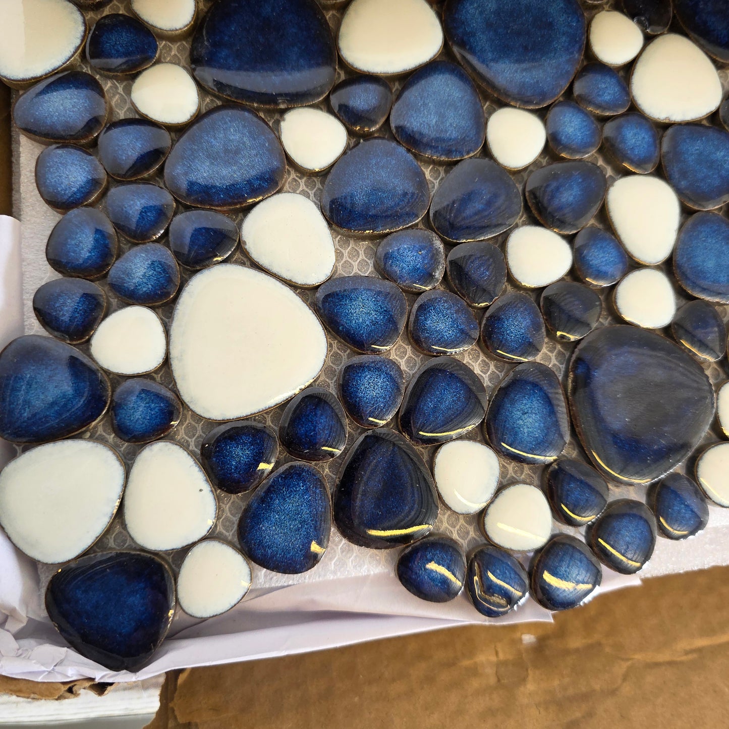 NIOB New Box of Ceramic Pebble Tile 5 Sheets Blue