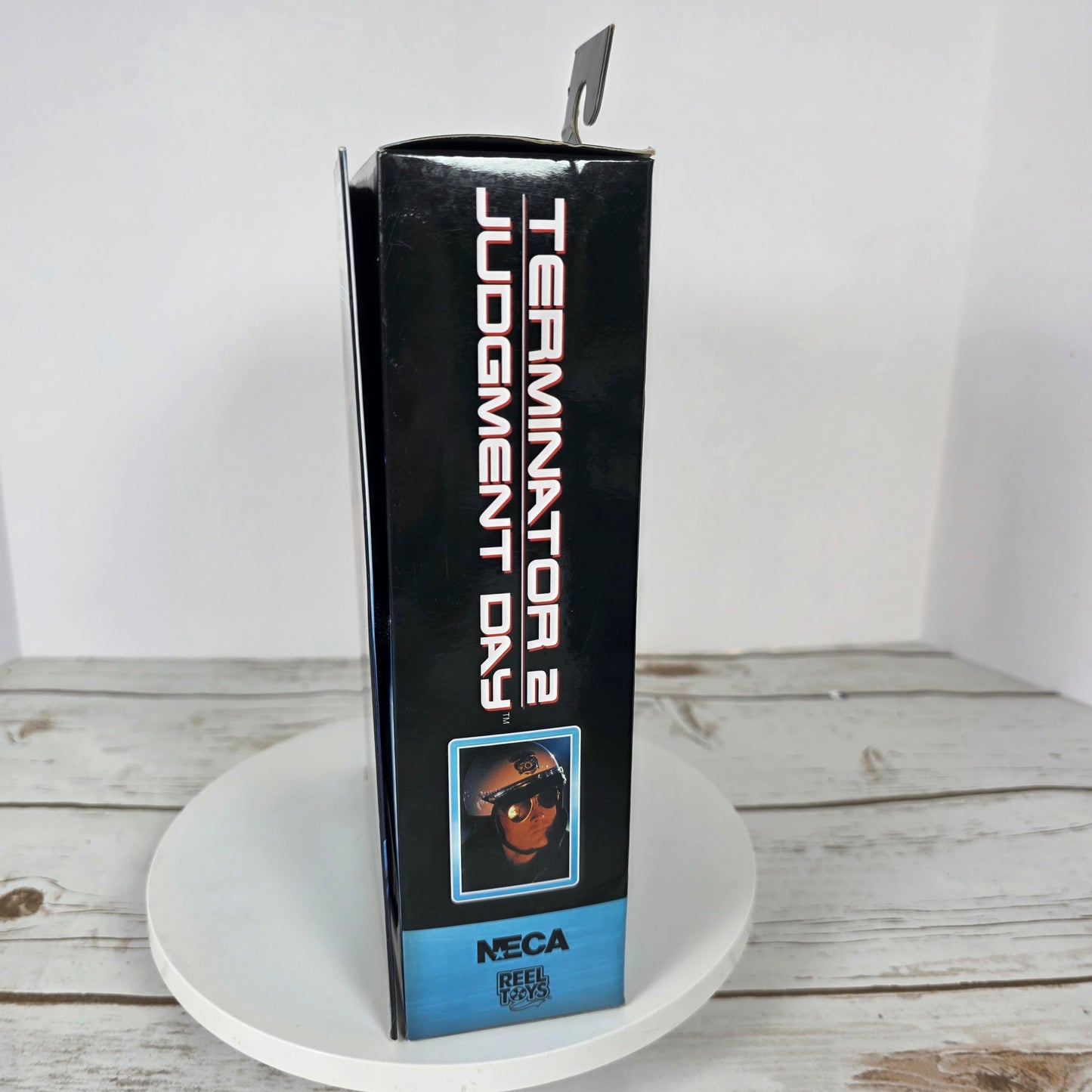 New NECA Reel Toys Terminator 2 Judgment Day Action Figure T-1000 Motorcycle Cop