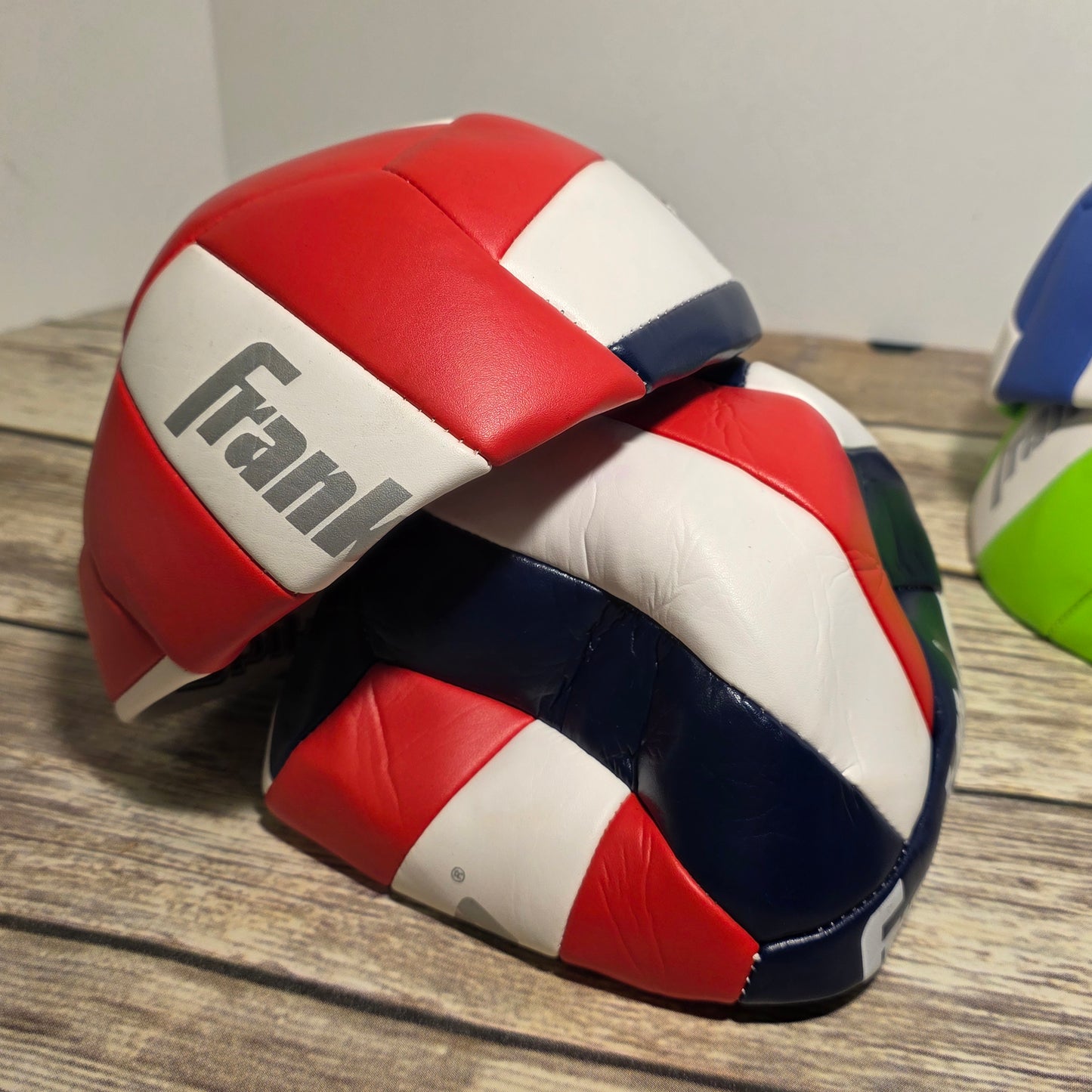 NIOB New Offical Franklin Soft Spike Volleyballs 6-Pack with 1 Hand Pump