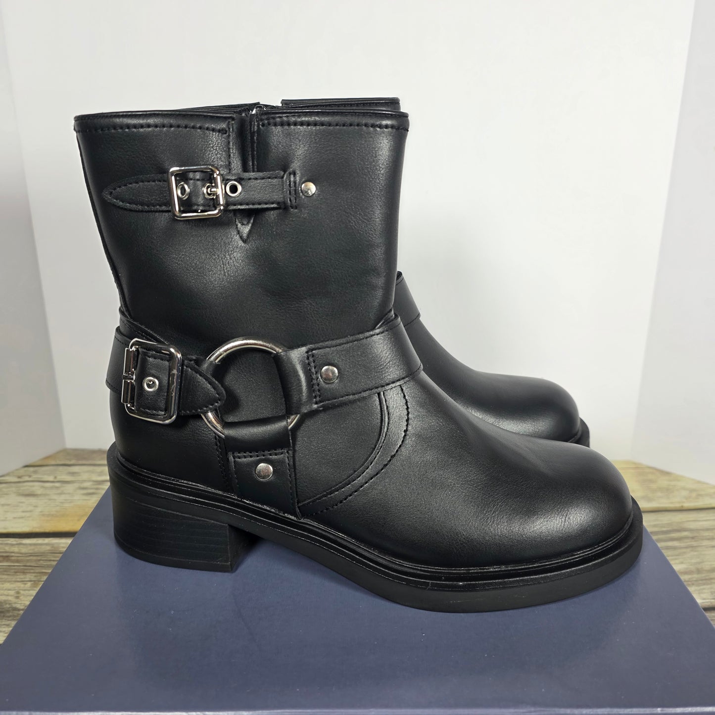 NIB New Universal Thread Connor Ankle Boots Black Biker Womens 8.5 / 9