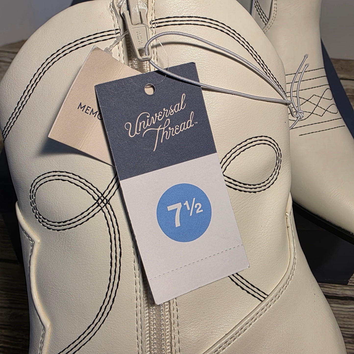 NIB New Women's Jenson Western Cowboy Boots 7.5 Memory Foam Universal Thread™