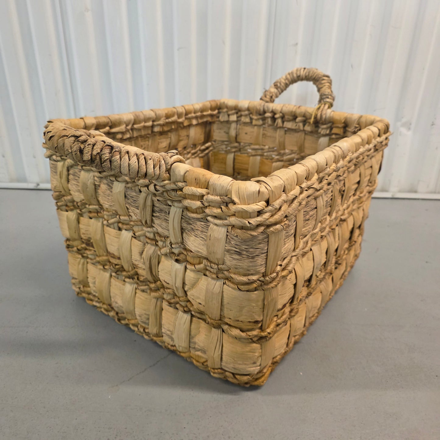 NWT New Threshold Woven Floor Basket Rataan & Banana Bark 18Lx16Wx12H