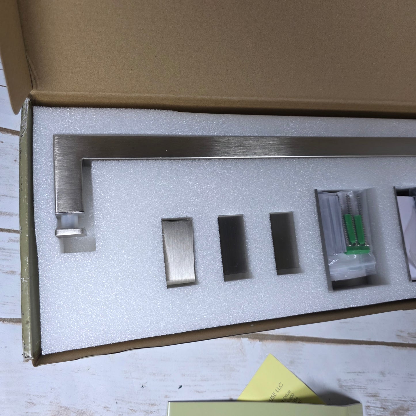 NIOB New GLASSWAREHOUSE Shower Towel Bar Hinge Door Hardware Kit GW-TB-WH-KIT-BN