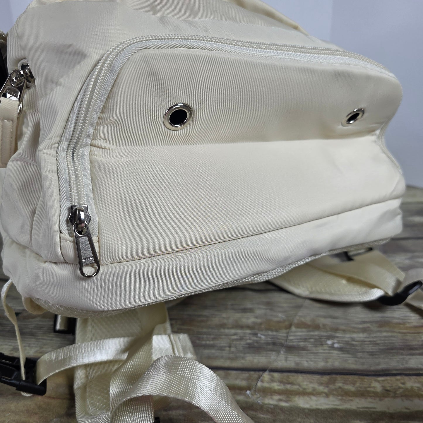 NWT New Beige Insulated Laptop Backpack Bookbag 5162