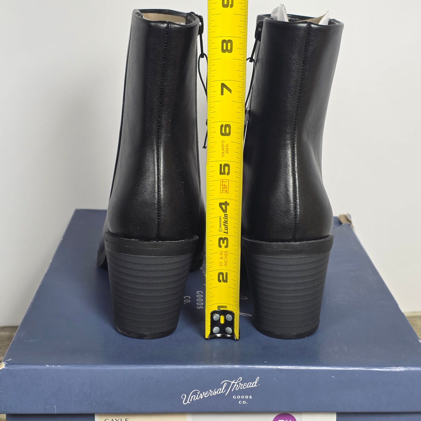 NIB New Women's Universal Thread Goods Co. Gayle Boots Heels Black 5.5M