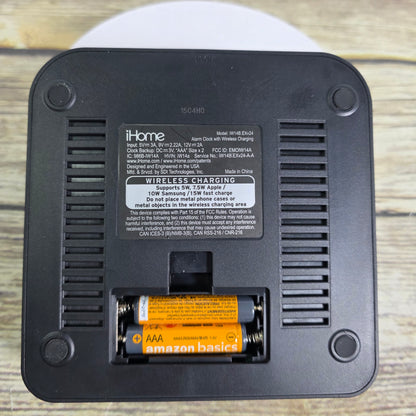 iHome Wirless Charging Alarm Clock iW14B.EXv24