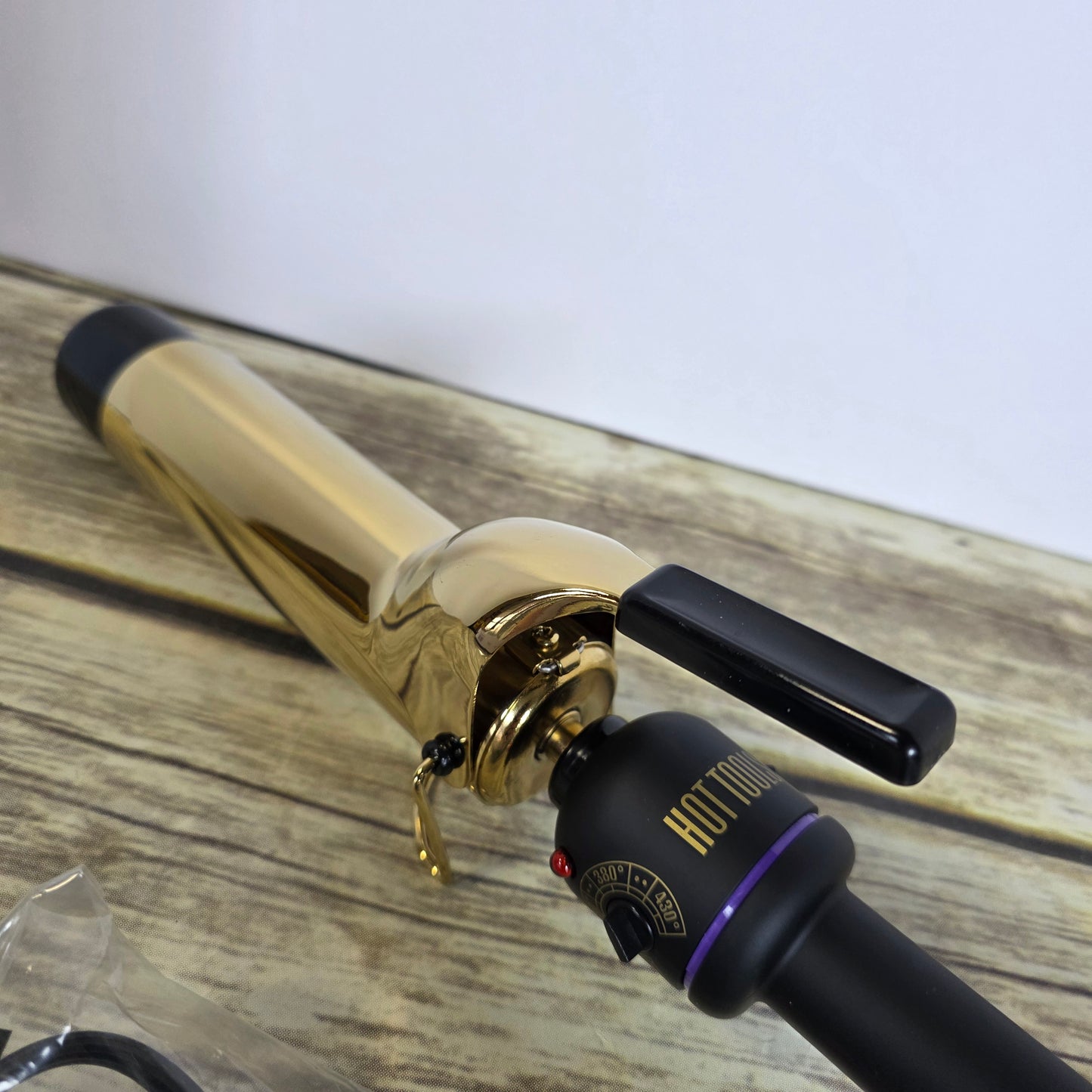 NIOB New HOT TOOLS Pro Signature 1 1/2" Curling Iron