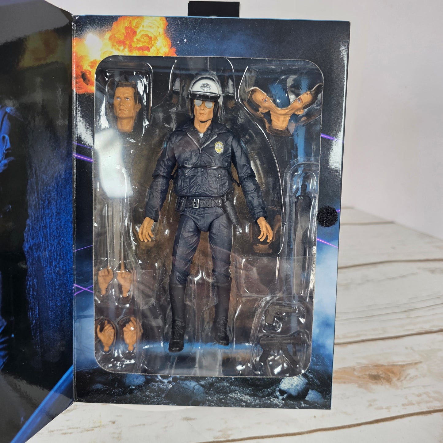 New NECA Reel Toys Terminator 2 Judgment Day Action Figure T-1000 Motorcycle Cop