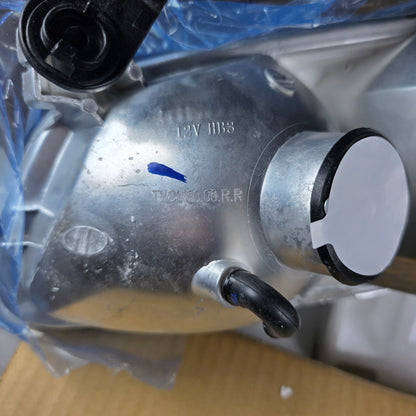 NIOB New Front Headlight Pair + Turn Signal Light Left + Right  2000-2001 Toyota Camry TCA0000885