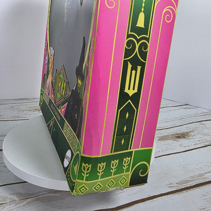 New WICKED Deluxe Elphaba Figure Barbie Doll .com Version