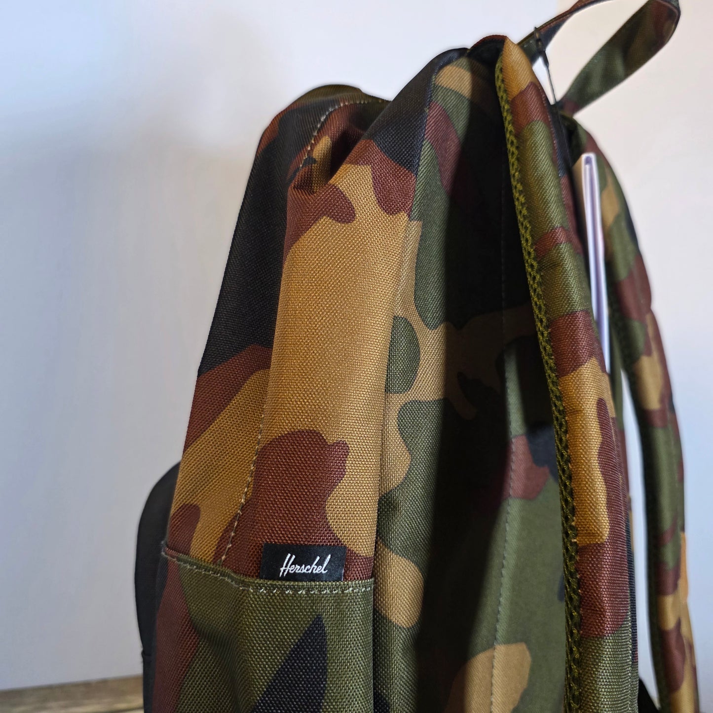 NWT New Herschel 15" Pop Quiz Camoflauge Black Backpack