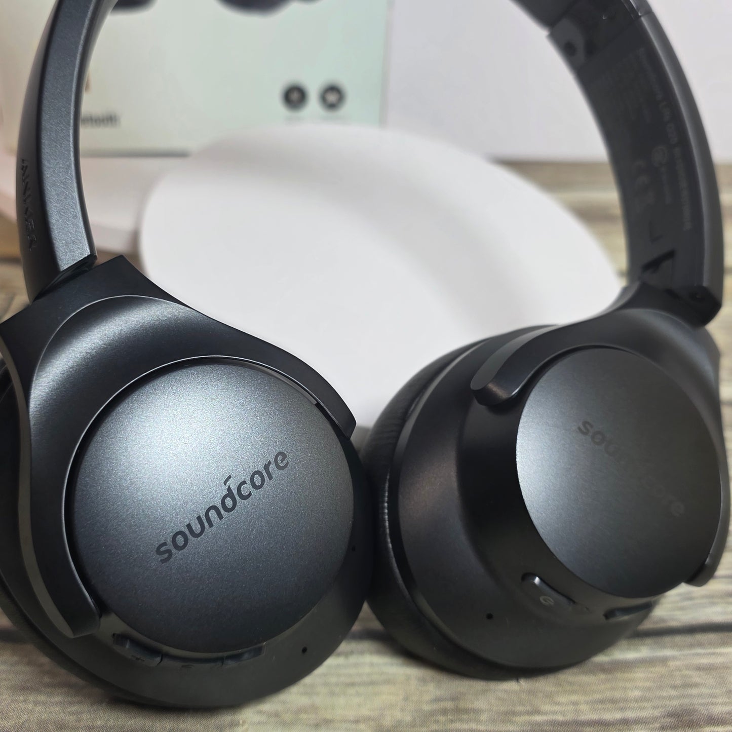 NIOB New Soundcore by Anker Life Q20 Wireless ANC Headphones