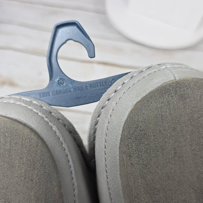 NWT New Men's Olukai Moloa Slippers Sharkskin Gray US Size 12M 10252-GWGW