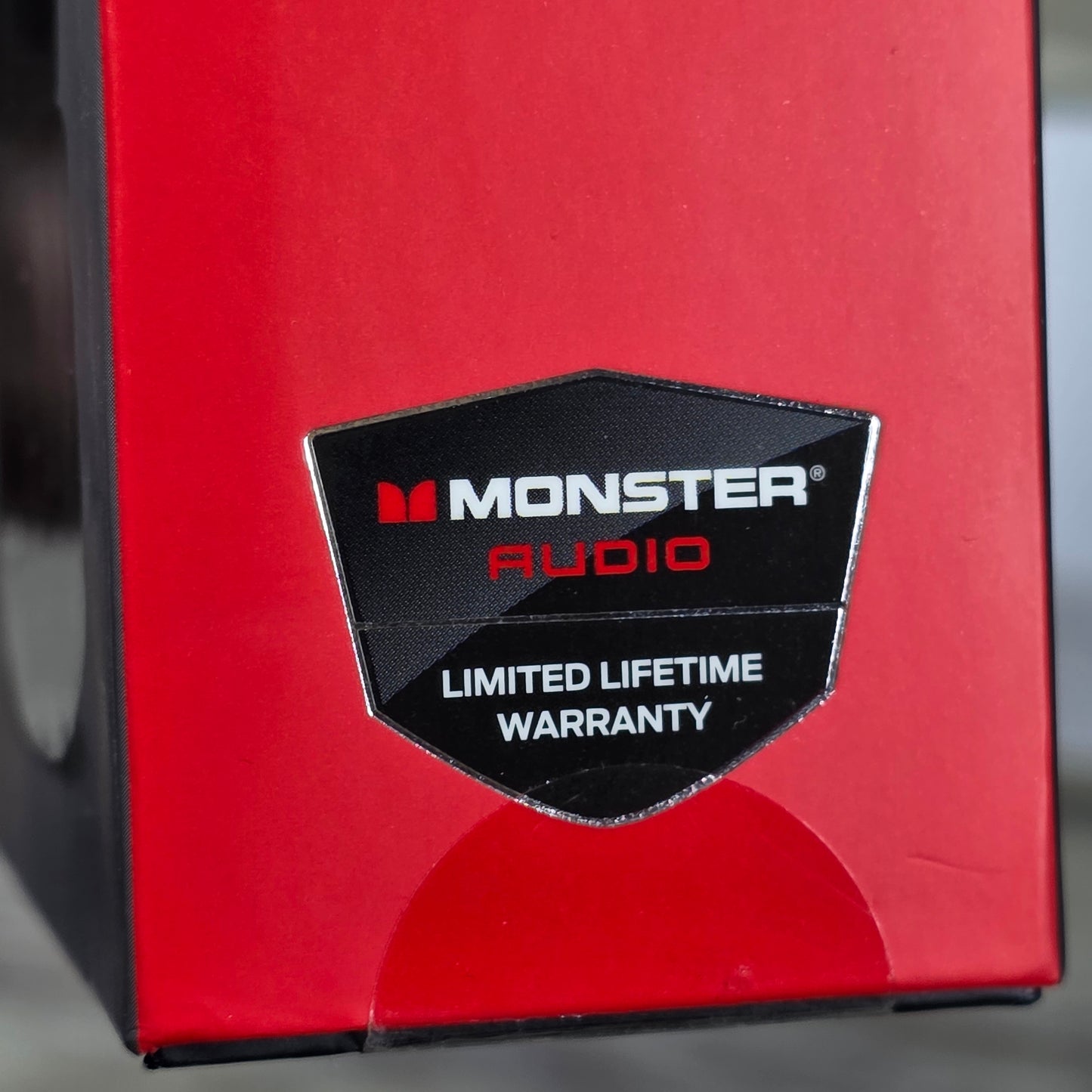 NIB New MONSTER Verse Wireless Bluetooth Earbuds Black