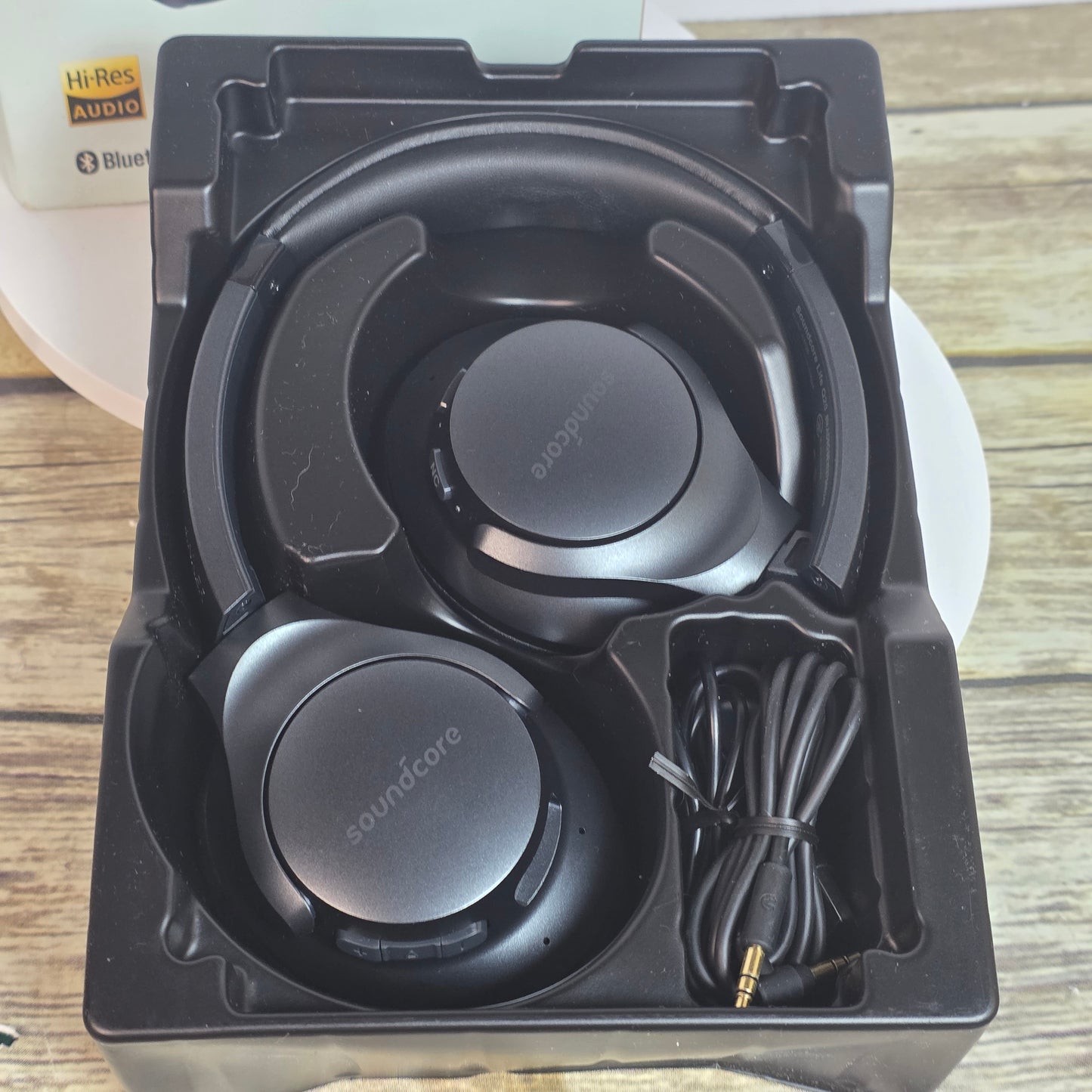 NIOB New Soundcore by Anker Life Q20 Wireless ANC Headphones