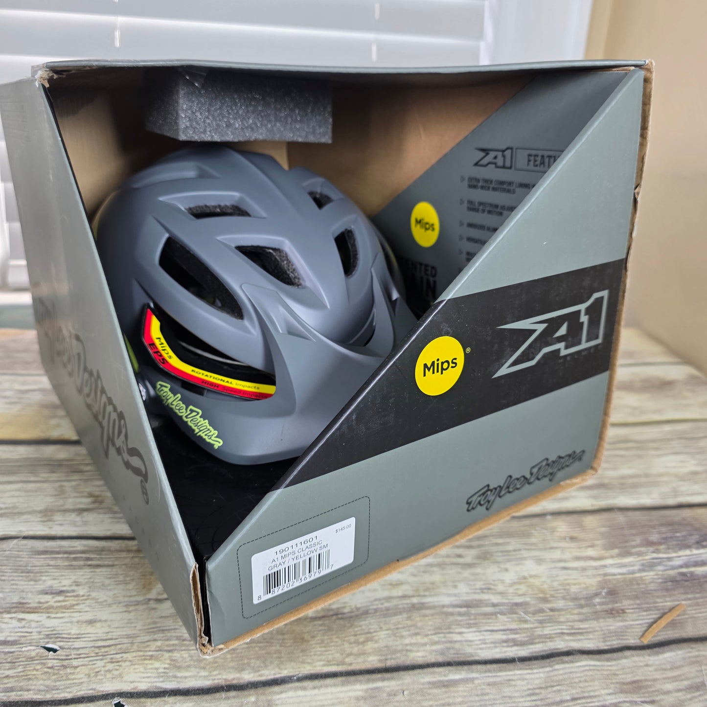 NIOB New Troy Lee Designs A1 Mips Classic Gray Yellow Small
