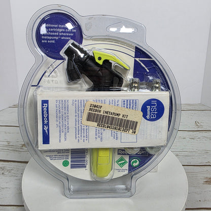 New Reebok InstaPump Inflator Kit Bonus 2 CO2 Cartridges Dallas Cowboys