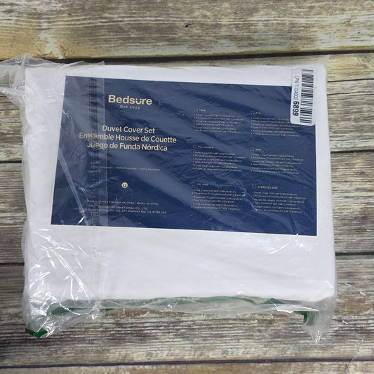 NIP New Bedsure Duvet Cover Set Full Size White w/ Pillow Shams