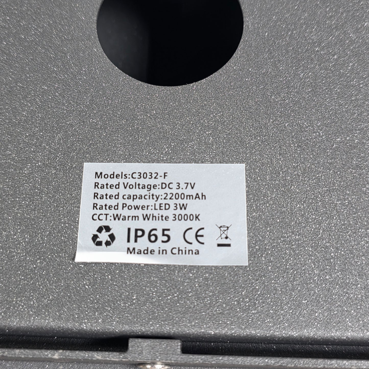 NIOB New MVBT Solar Modern Post Light Flat C3032-F S20