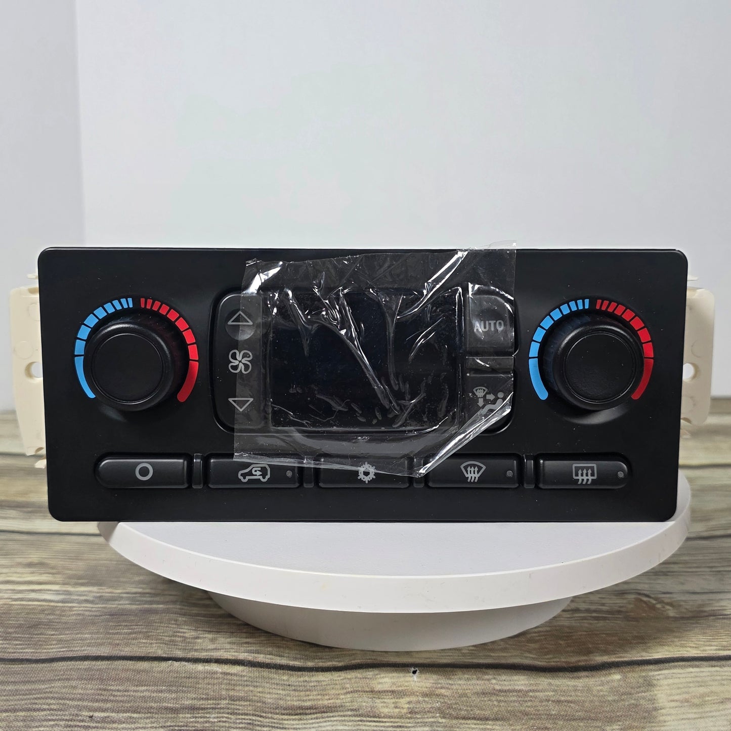 MDEOOSKY Climate Control Module Replacement for Chevy Silverado Trailblazer Suburban Avalanche, GMC Sierra Yukon Envoy, Cadillac Escalade