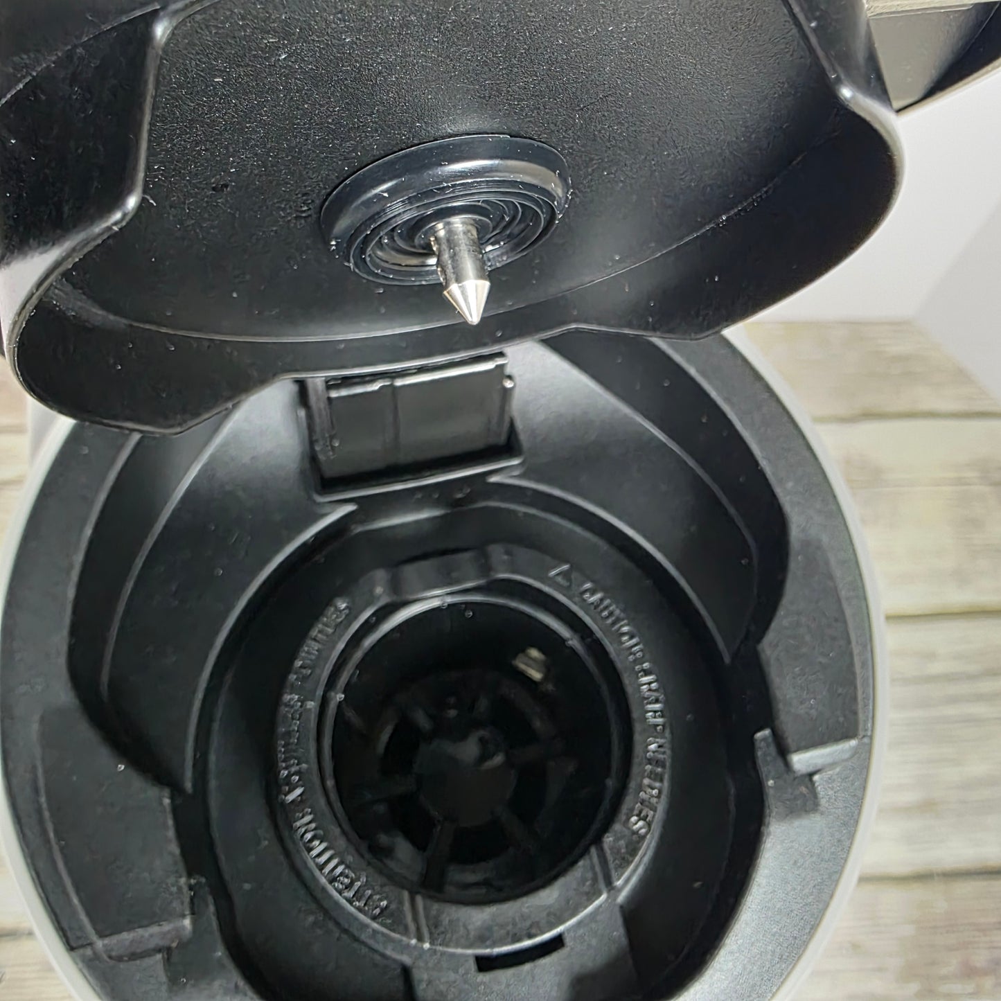 Instant Solo Coffee Maker 140-6081-01 Cracked Water Tank