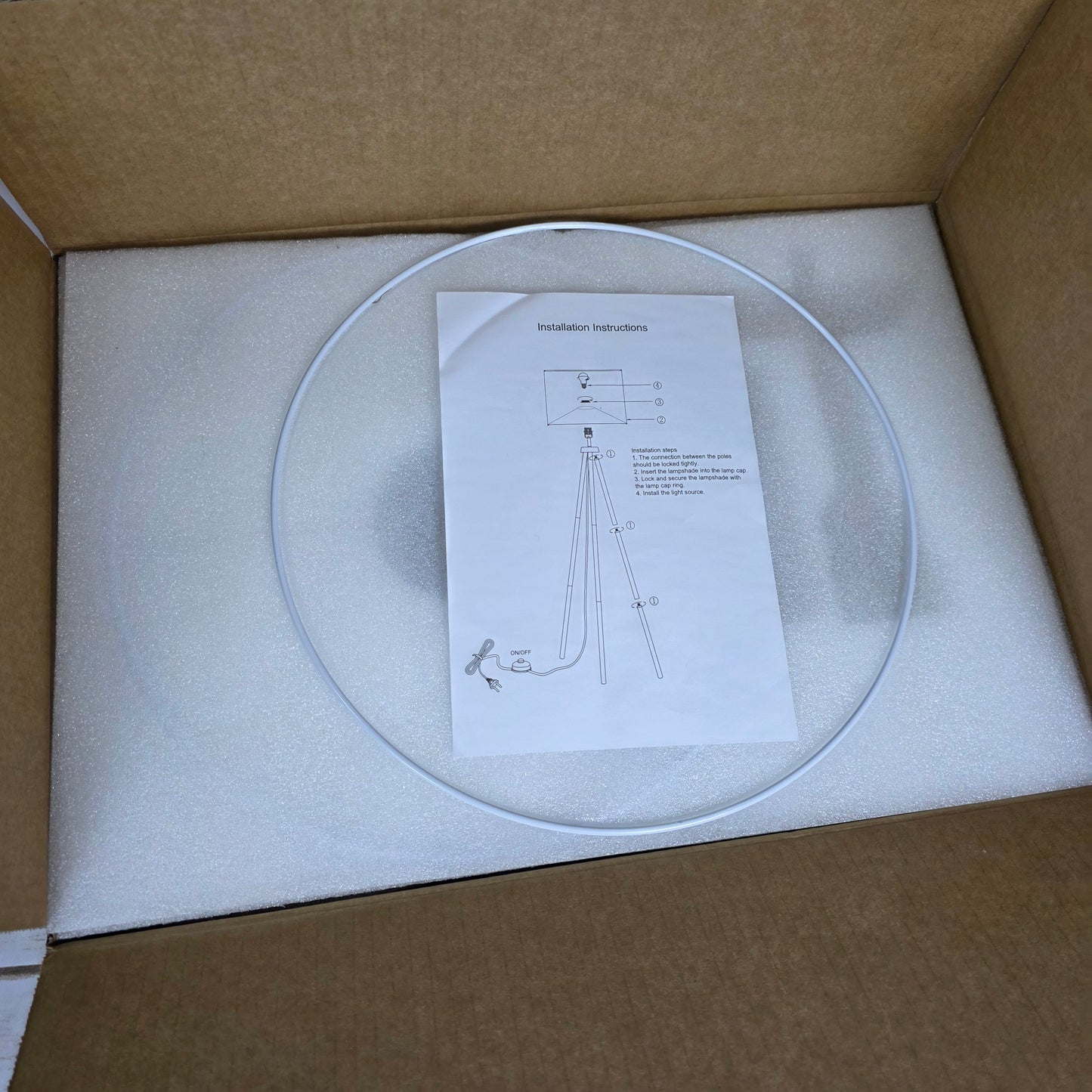 NIOB New Wooden Tripod Floor Lamp