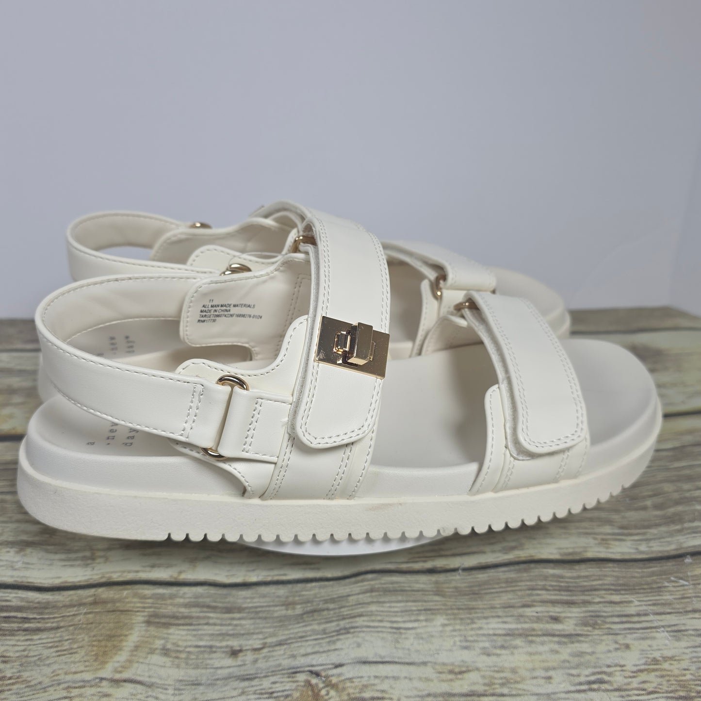 NWT New Women's A New Day Jonie Sandals Off White 11M Chunky F16898276