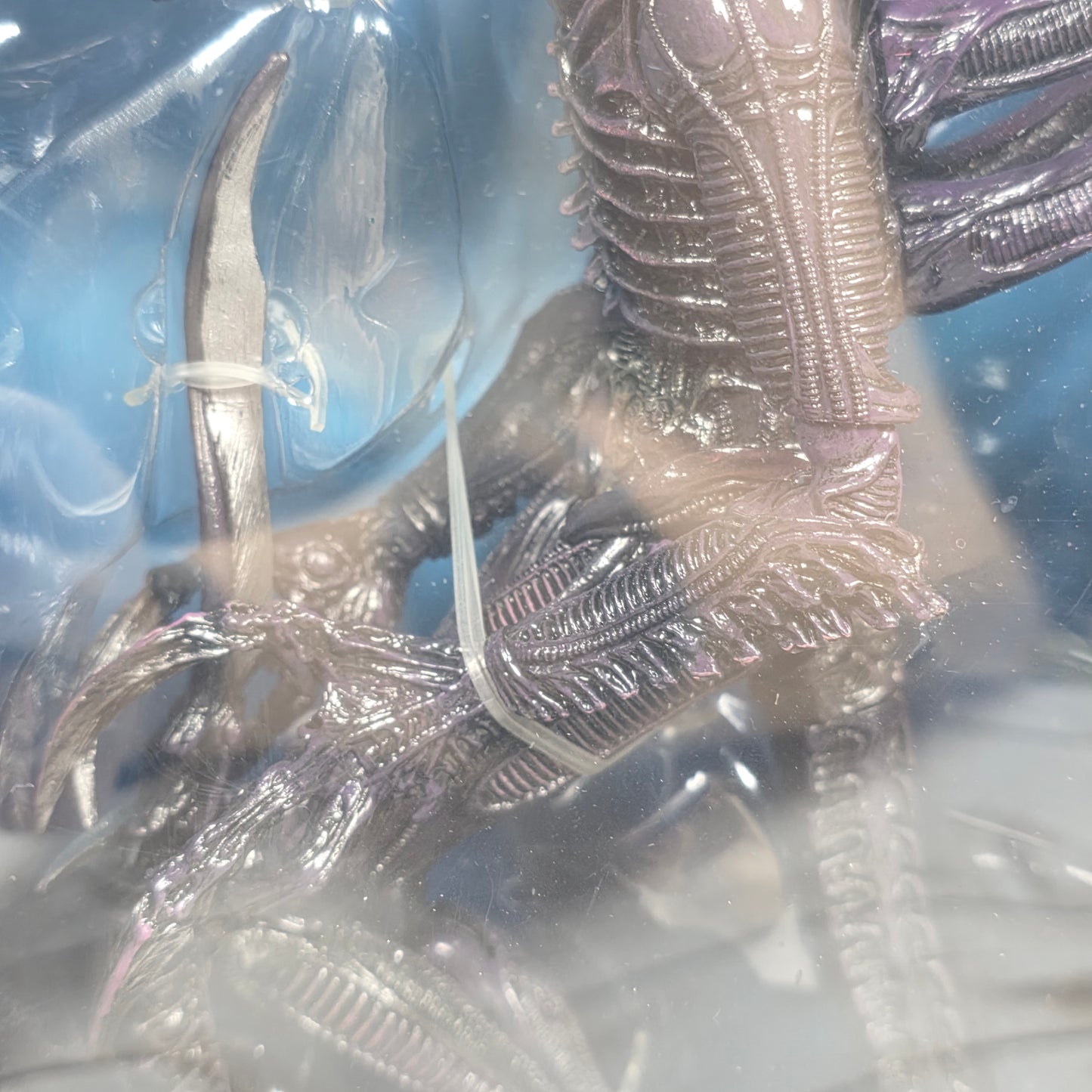 NIB New NECA ALIENS Razor Claws Alien Reel Toys Sealed 77N012921