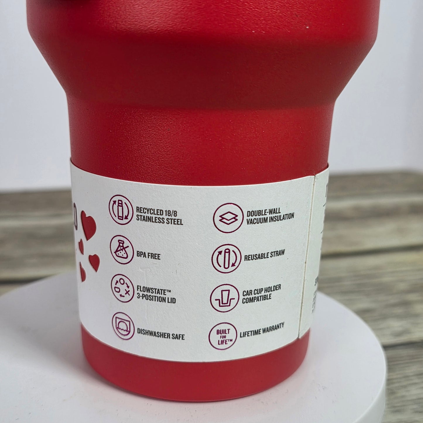 New STANLEY The Flowstate Quencher H20 Tumbler 40oz Valentines