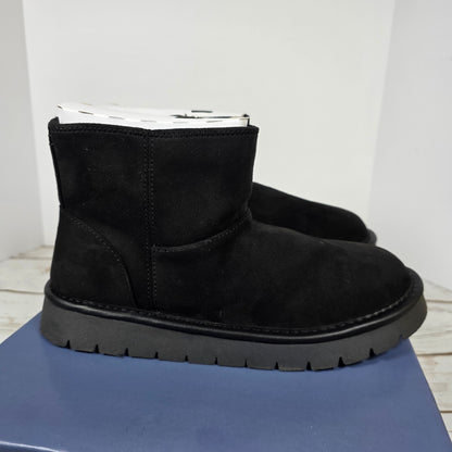 NIB New Womens May Boots Black Ankle 7M Winter Universal Threads